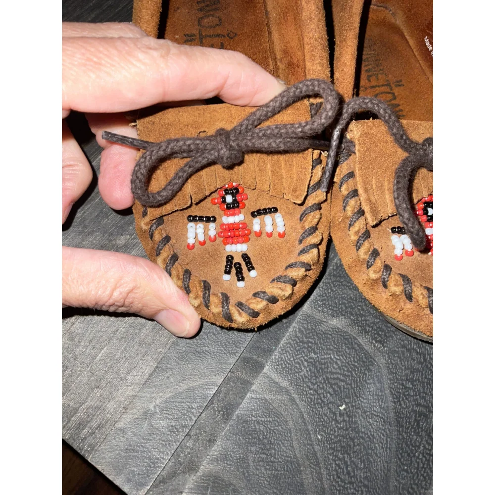 Minnetonka great moccasins